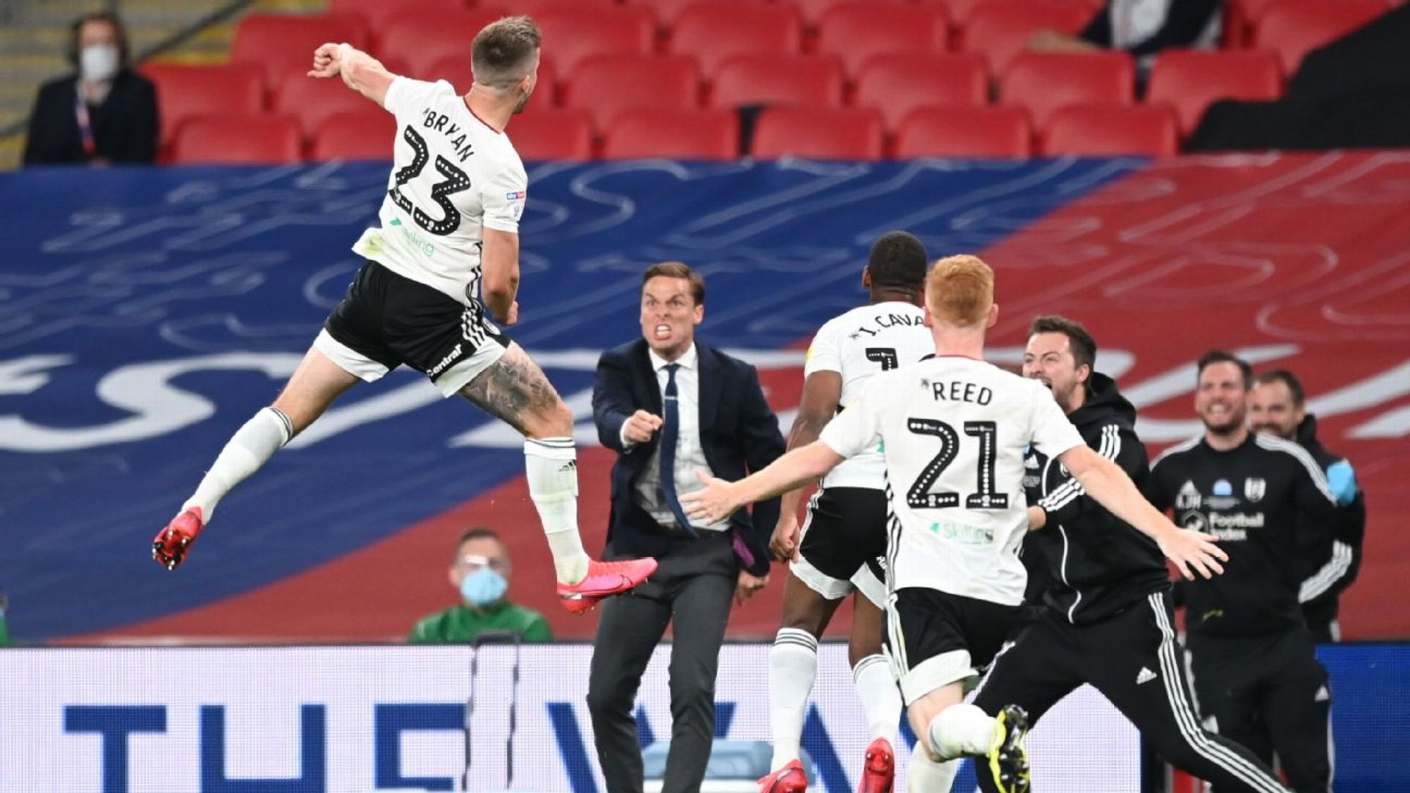 在一个团队 在一个团队